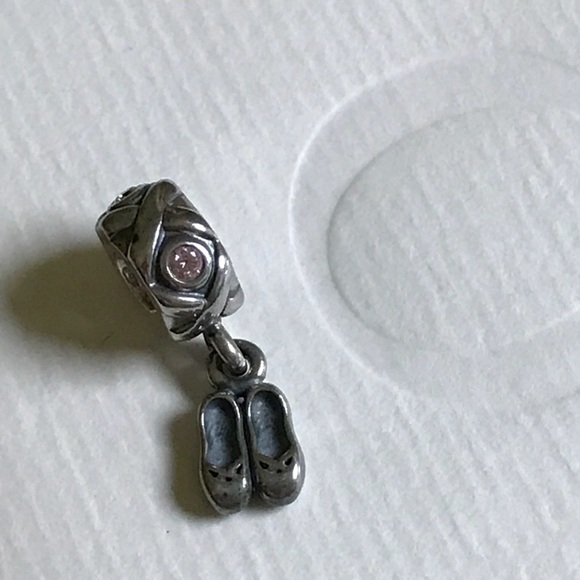 ❤️Dreamy Pandora Ballet Slipper Dangle Charm❤️ - Picture 2 of 5